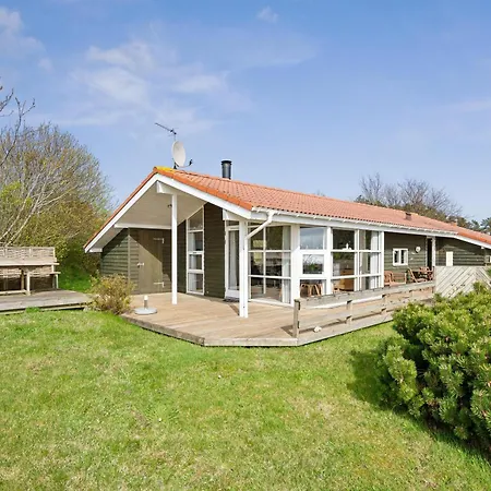 Lovely On Helgenaes With Panoramic Views