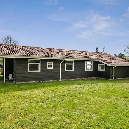 Holiday home Lovely On Helgenaes With Panoramic Views Knebel